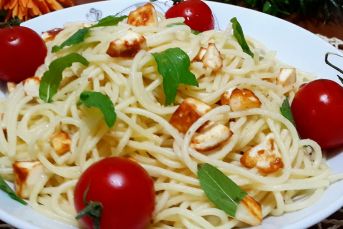 Kızartılmış Peynirli Makarna