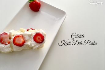 Çilekli Kedi Dili Pasta