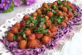 Köfteli Mor Lahana Salatası