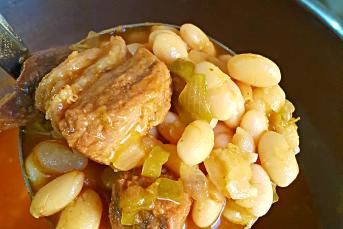 Acılı Etli Nefis Kuru Fasulye