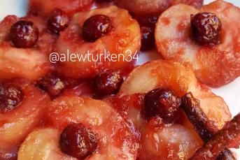 Vişneli Elma Tatlısı