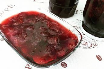 Çilek Reçeli (Ev Yapımı)