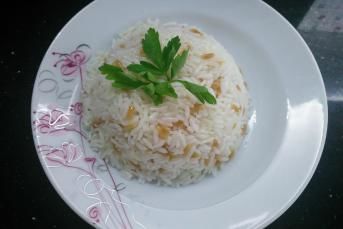 Şehriyeli Pirinç Pilavı Nasıl Yapılır