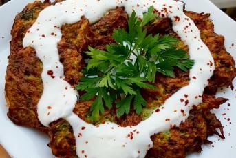 Taze Soğanlı Kabak Mücver