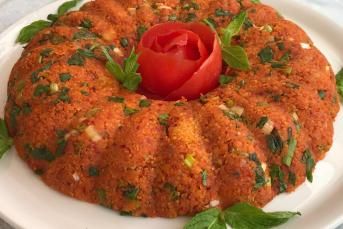 Kek Kalıbında Mercimek Köftesi