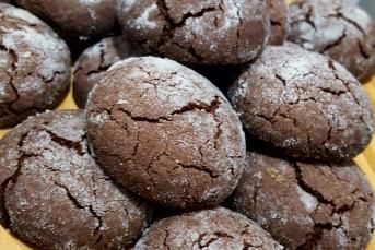 Çikolatalı Çatlak Kurabiye