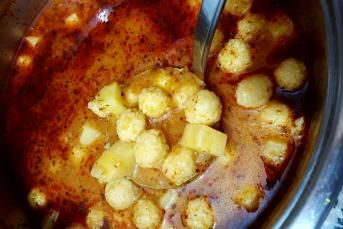 Bulgur Köfteli Patatesli Yemek