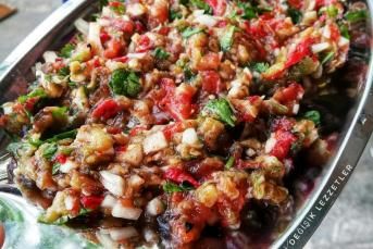 Malatya Usulü Közde Ezme Salata