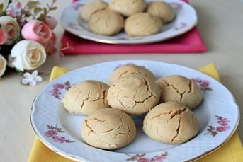 Çok Pratik Tahinli Kurabiye