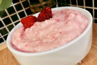 Çilekli Yaş Pasta Kreması