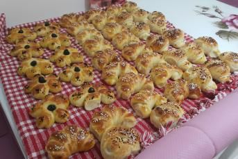 Kuru Maya İle Poğaça