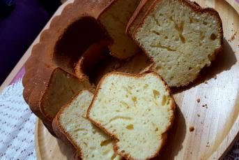 Portakallı Nişastalı Sünger Kek