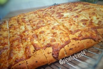 Bol Kaşarlı Sarımsaklı Çıtır Ekmek Dilimleri