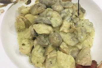 Kremalı Mantarlı Tavuk Sote