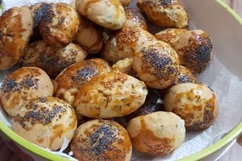 Çökelekli Sıvı Yağlı Dereotlu Poğaça