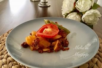 Fırında Patates Yemeği