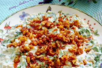 Ispanaklı Cevizli Buğday Salatası