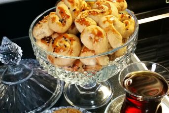 Tuzlu Kurabiye Yapımı (Mahlepli)