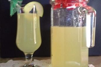 Limonata (Dondurulmuş Limon İle)