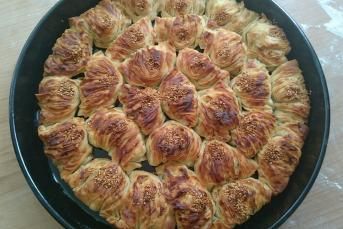 El Açması Midye Börek