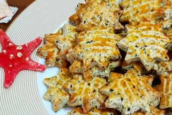 Bayatlamayan Çörek Otlu Haşhaşlı Kıyır Çörek