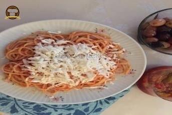 Domates Soslu Spagetti