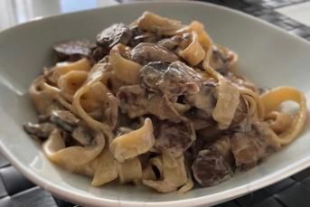 Mantarlı Kremalı Tagliatelle