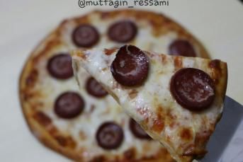 Pizza (Sucuklu Ve Peynirli)