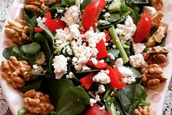 Tulum Peynirli Semizotlu Salata