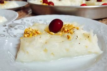 Güllaç Tarifi (Ramazanın Gülü)