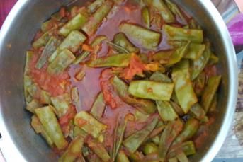 Zeytinyağlı Domatesli Taze Fasulye