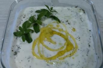 Zeytinyağlı Cacık