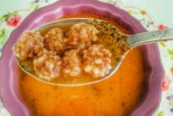 Köfteli Tarhana Çorbası