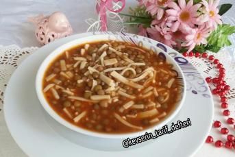 Erişteli Mercimek Çorbası (Mis Gibi)