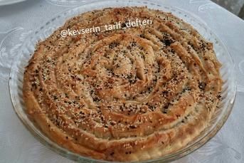 Kolay Peynirli Dolama Börek