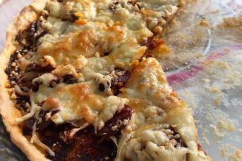 Evde Pizza Tarifi (Mayasız Pizza Hamuru İle)