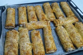 Çok Kolay Börek (Hazır Yufkadan)