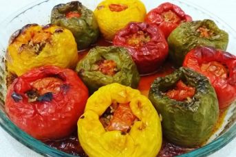 Fırında Kolay Biber Dolması