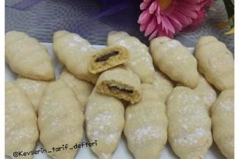 Çikolata Dolgulu Şekli Şahane Tırtıklı Kurabiye