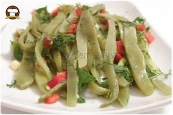 Taze Fasulye Salatası Tarifi