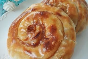 El Açması Börek Nasıl Yapılır