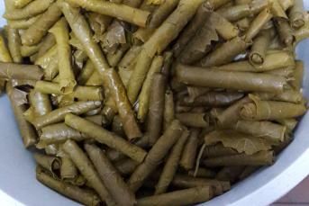 Pişmeyen İç Harçtan Zeytinyağlı Sarma (Tüm Aşamalarla)