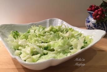 Sarımsaklı Mayonez Soslu Yeşil Salata
