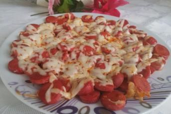Salçalı Kaşarlı Sosis (5 Dakikada Hazır)