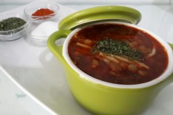 Erişteli Yeşil Mercimek Çorbası