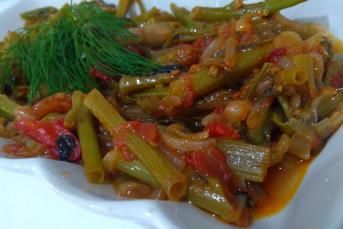 Ispanak Kökü Kavurması