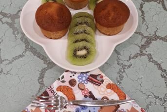 Tereyağlı Mini Top Kekler