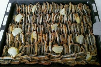 Fırında Çıtır Çıtır Hamsi