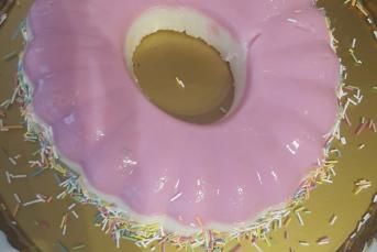 Çilek Pudingli Muhallebi