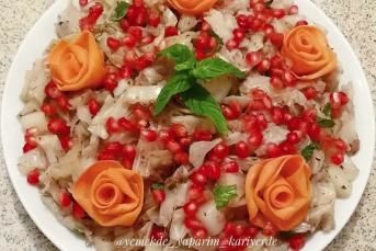 Narlı Lahana Salatası